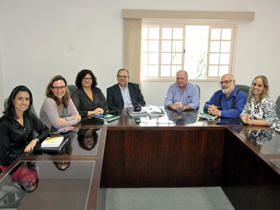 Representantes do Governo Municipal de Nova Friburgo e dirigentes do UNIFESO - Foto: Unifeso