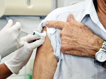 Teresópolis começa a vacinar idosos - Foto meramente ilustrativa
