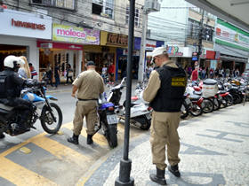 Operao choque de ordem nas principais ruas e avenidas do Centro - Foto: AsCom PMT