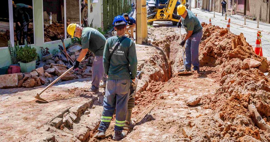 Águas da Imperatriz iniciou as obras de extensão de rede de fornecimento no bairro Pimenteiras - Foto: AsCom PMT