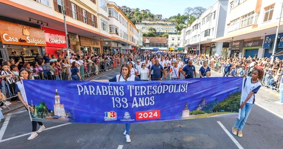 Desfile cívico marcou a comemoração do 133º aniversário de emancipação político-administrativa de Teresópolis - Foto: AsCom PMT