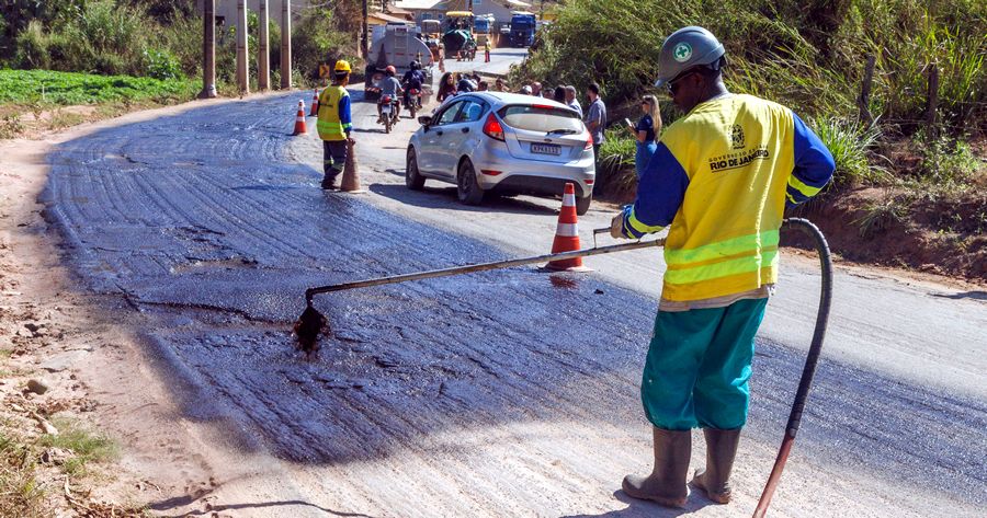 Recapeamento asfáltico da RJ-242 - Foto: Divulgação