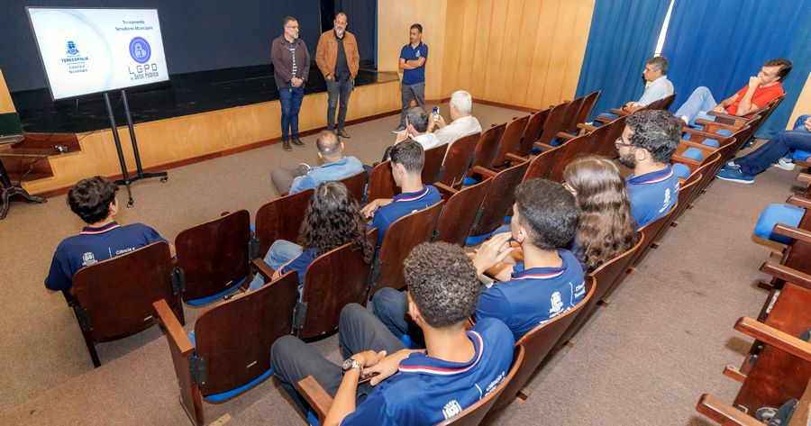 Treinamento coordenado pela Secretaria de Ciência e Tecnologia, sobre a implementação da LGPD - Foto: AsCom PMT